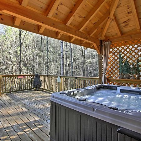 Tree Top Dream Cabin With Hot Tub In Gatlinburg! Villa Buitenkant foto